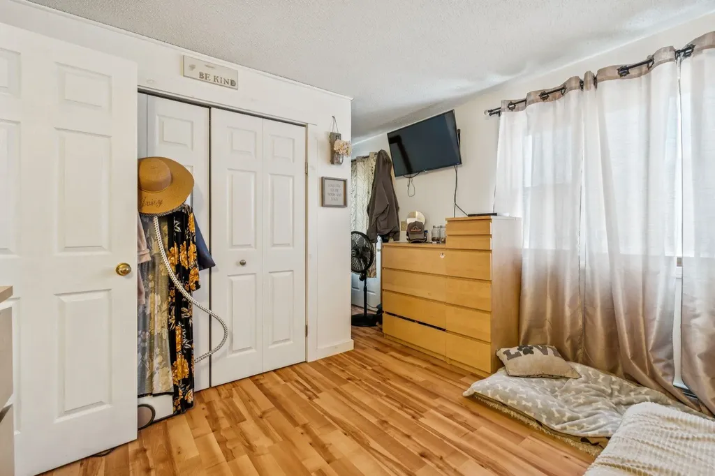 724 South Windsor Street Royalton VT 05068