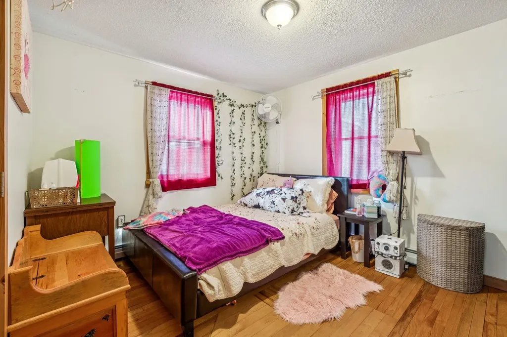 724 South Windsor Street Royalton VT 05068