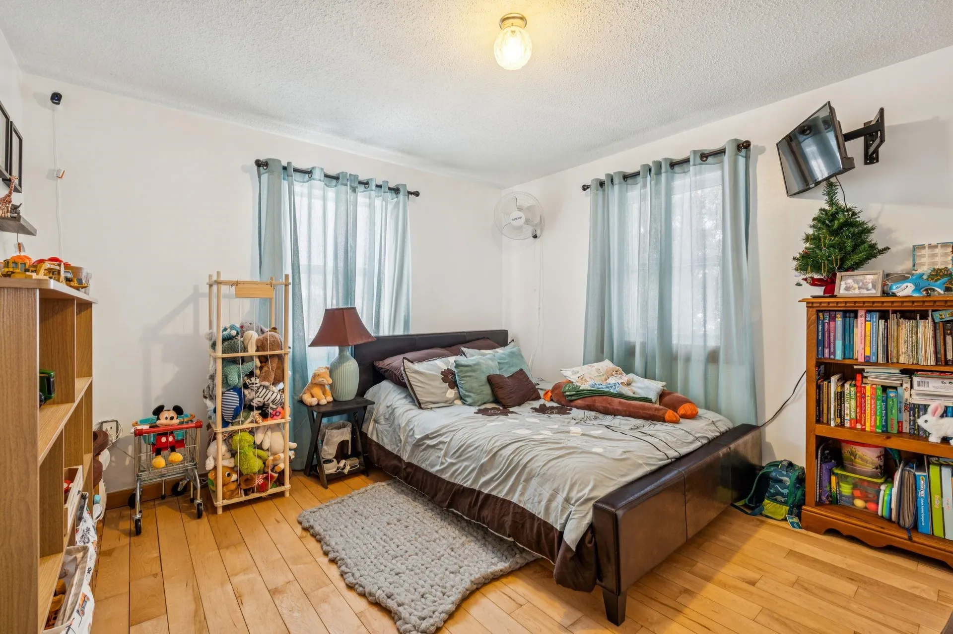 724 South Windsor Street Royalton VT 05068