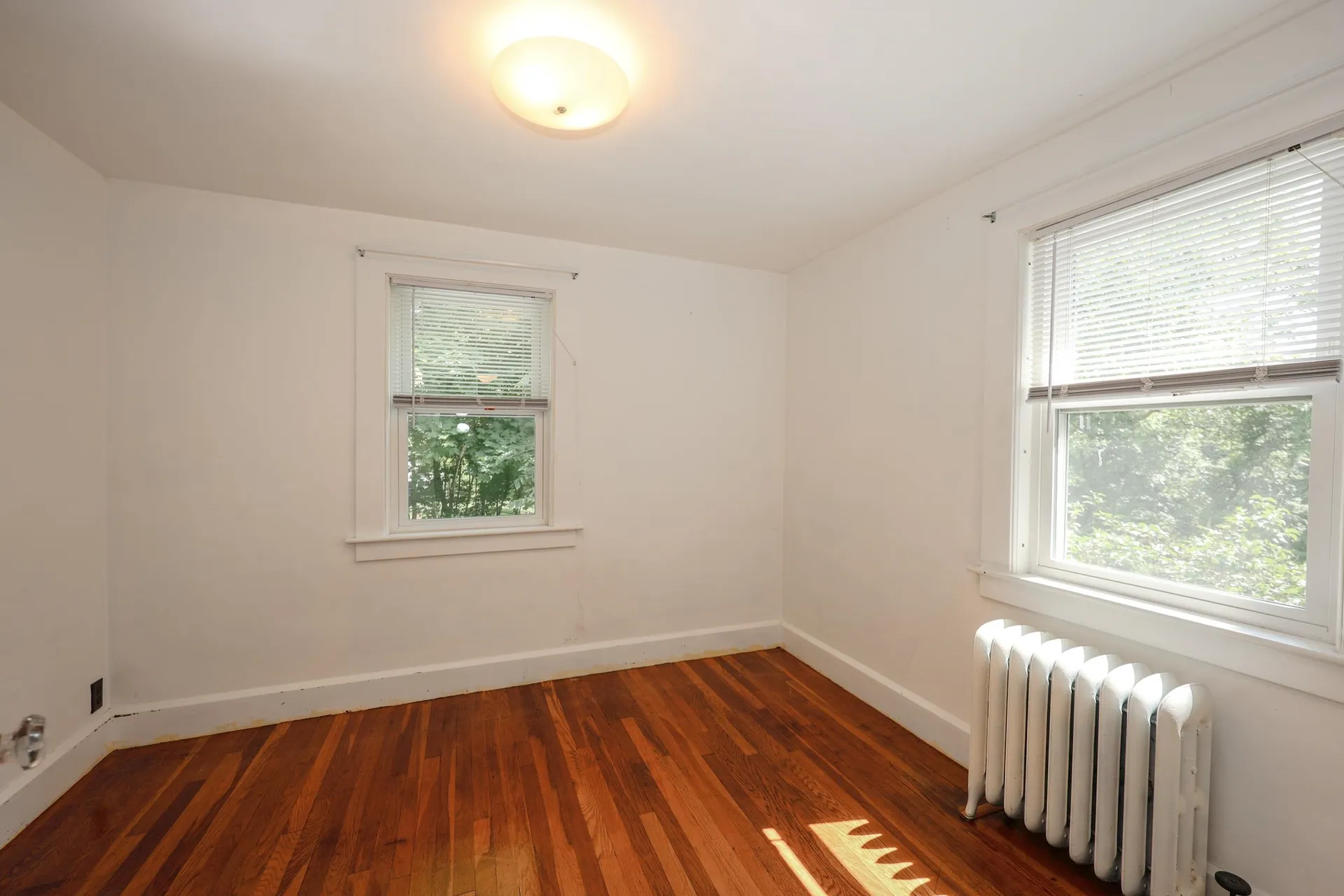 30 Baker Street Hudson NH 03051