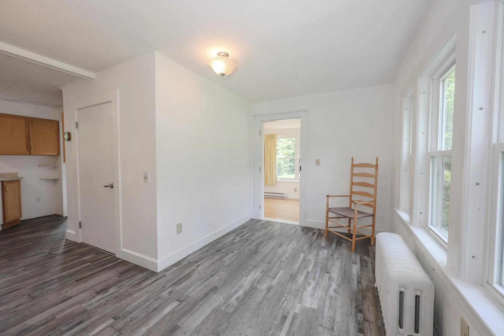 30 Baker Street Hudson NH 03051