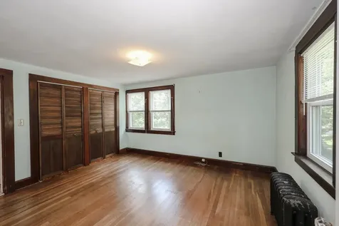 30 Baker Street Hudson NH 03051