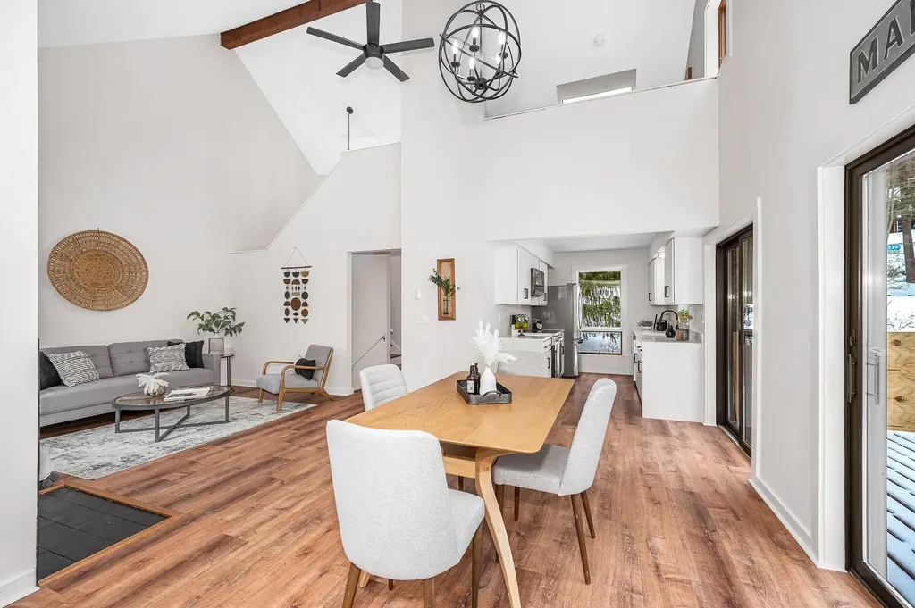 27 Mountainside Lane Francestown NH 03043-0000