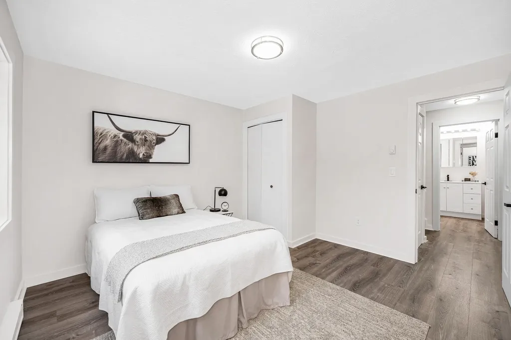 27 Mountainside Lane Francestown NH 03043-0000