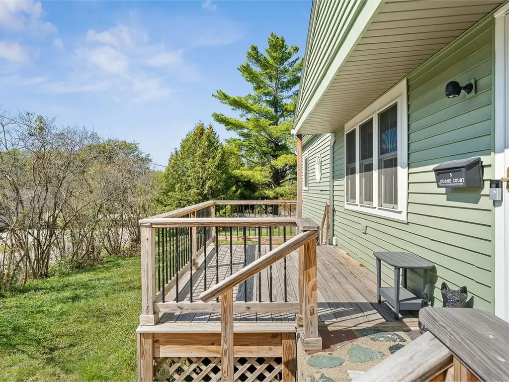 5 Duane Court Middlebury VT 05753
