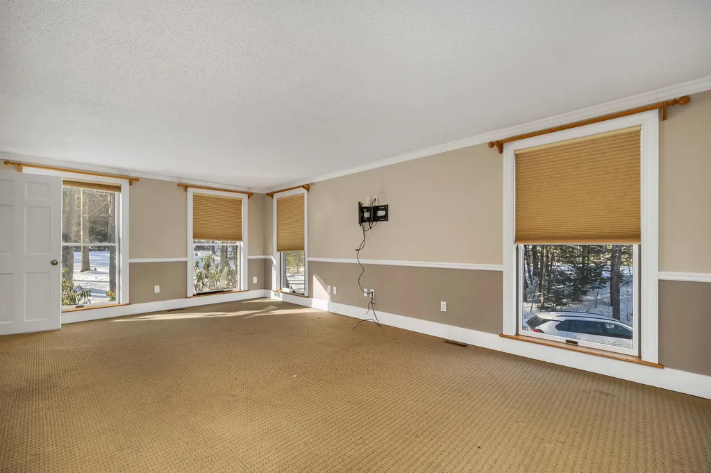 26 Orchards Road Wolfeboro NH 03894