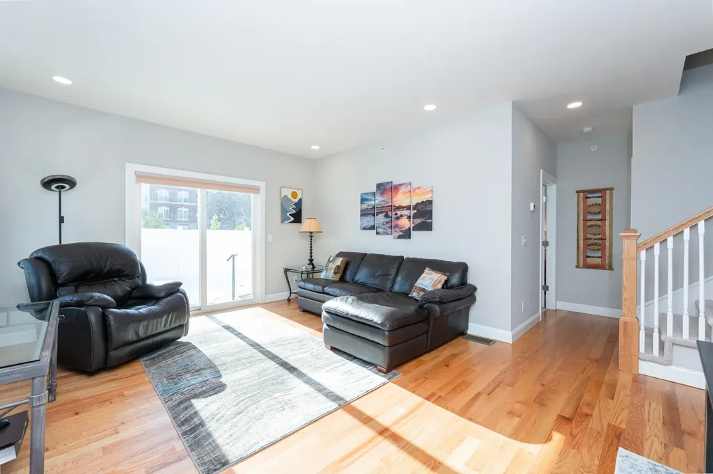 16 Angel Point Circle Goffstown NH 03045