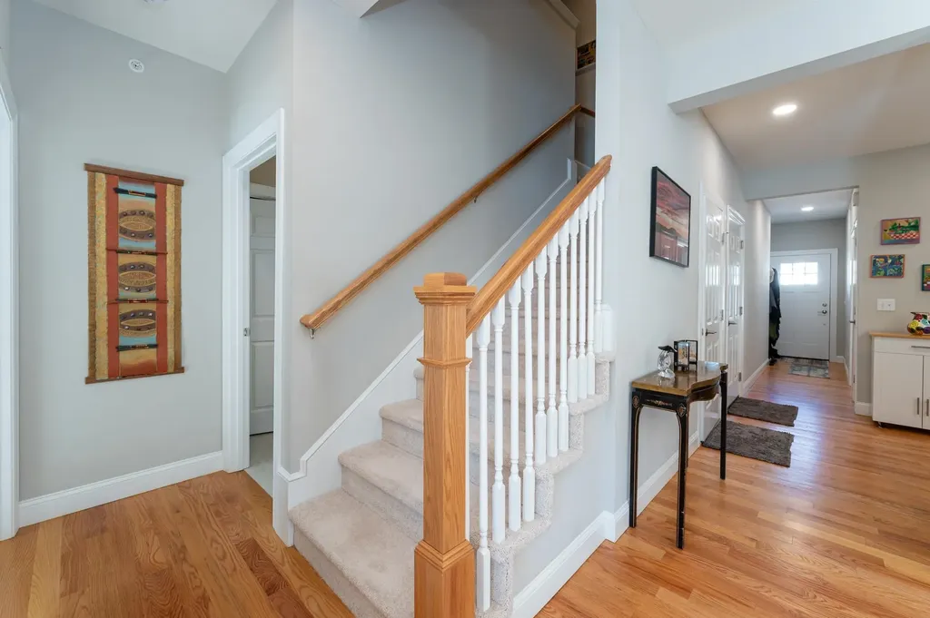 16 Angel Point Circle Goffstown NH 03045