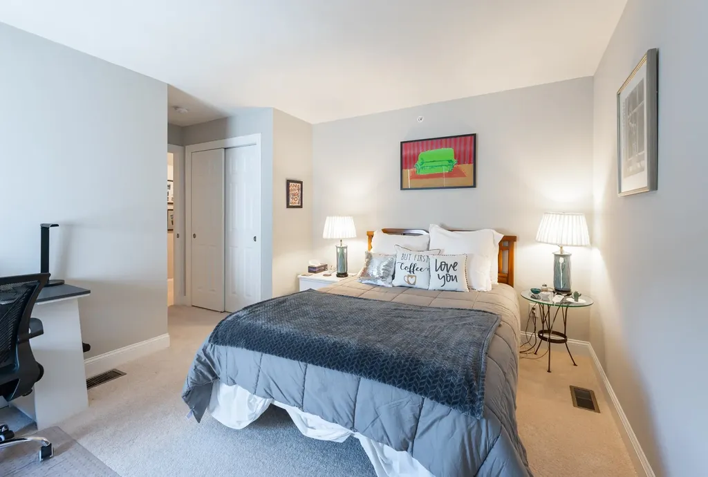 16 Angel Point Circle Goffstown NH 03045