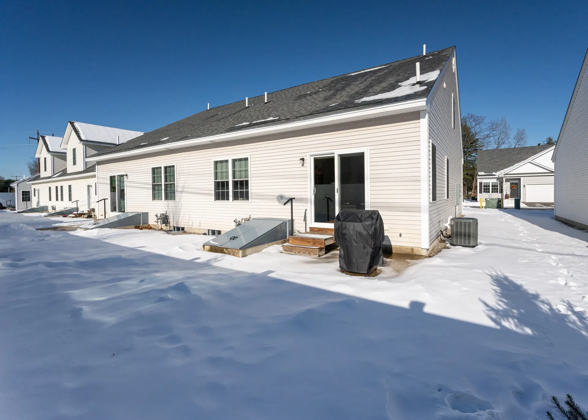 16 Angel Point Circle Goffstown NH 03045