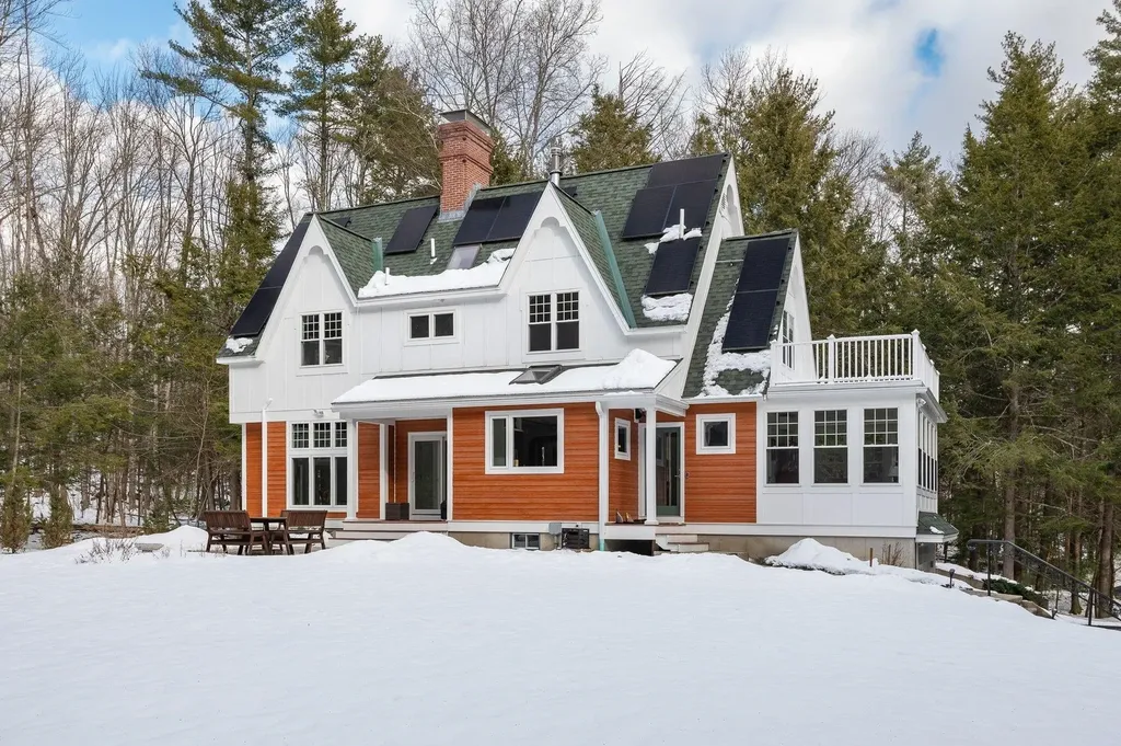 17 Joslin Road East Kingston NH 03833