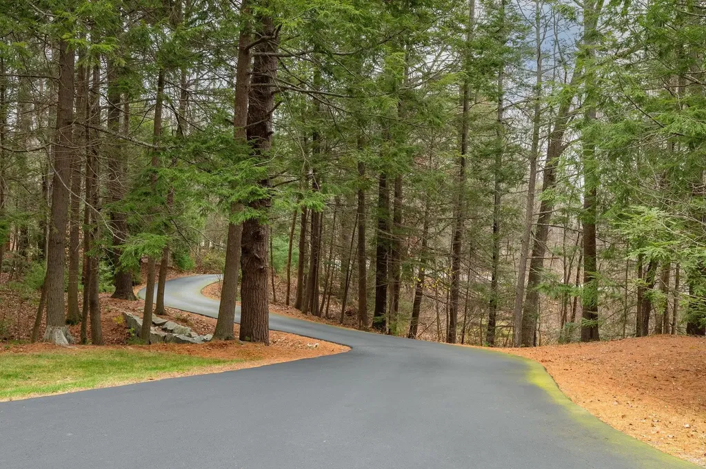 17 Joslin Road East Kingston NH 03833