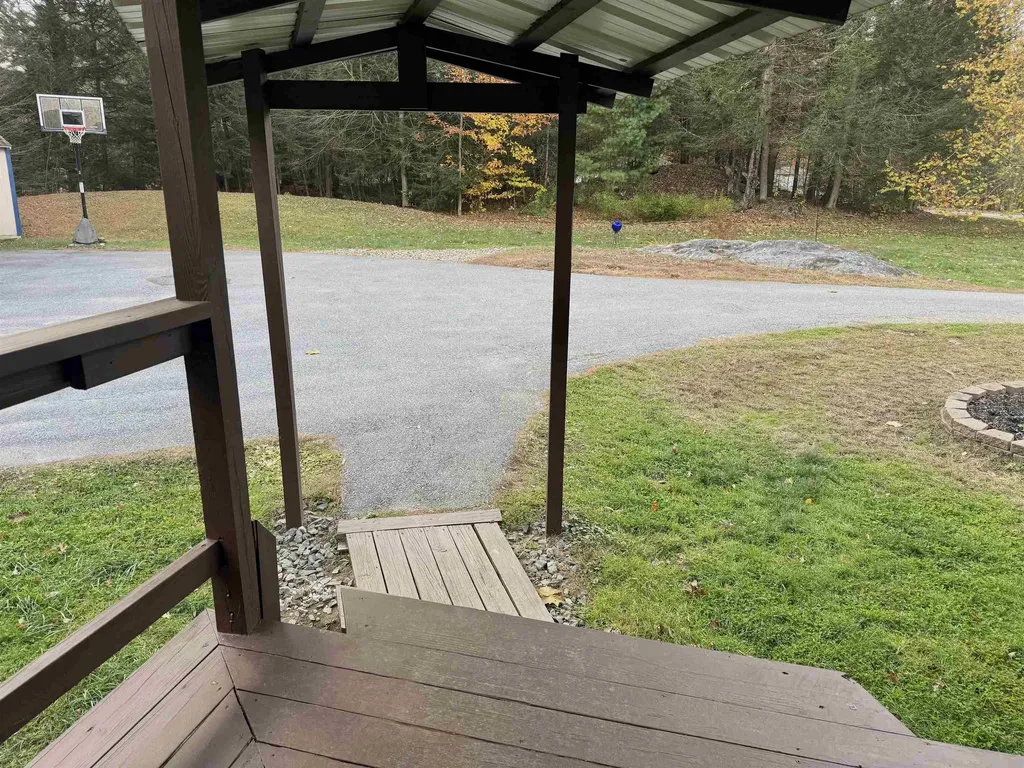 85 Breezy Acres Drive Vernon VT 05354