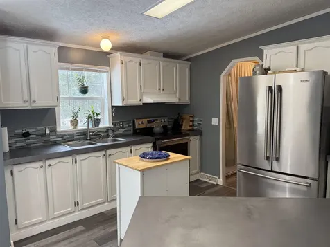 85 Breezy Acres Drive Vernon VT 05354