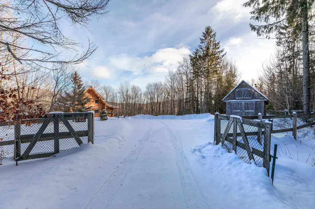 281 Yale Road Mount Holly VT 05730