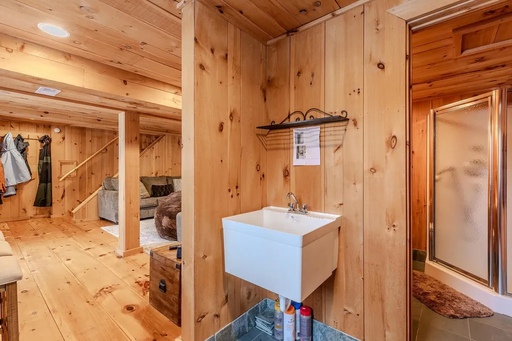 281 Yale Road Mount Holly VT 05730