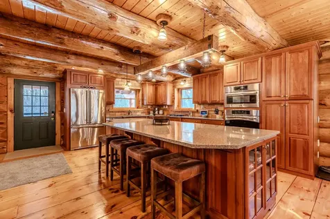 281 Yale Road Mount Holly VT 05730