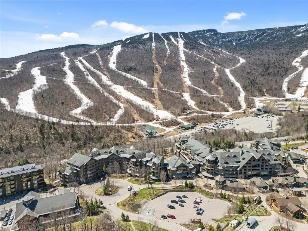 7412 Mountain Road Stowe VT 05672