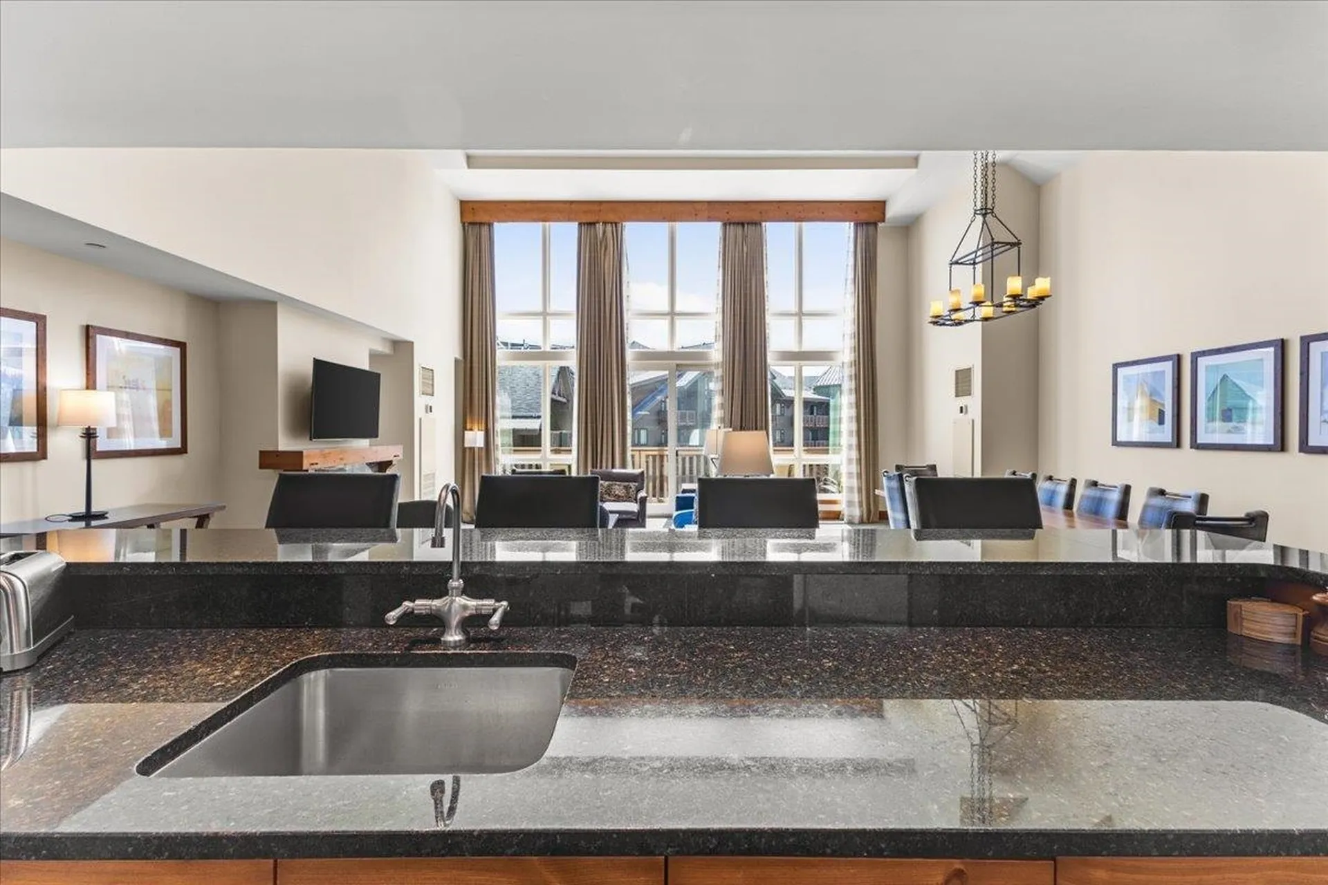 7412 Mountain Road Stowe VT 05672