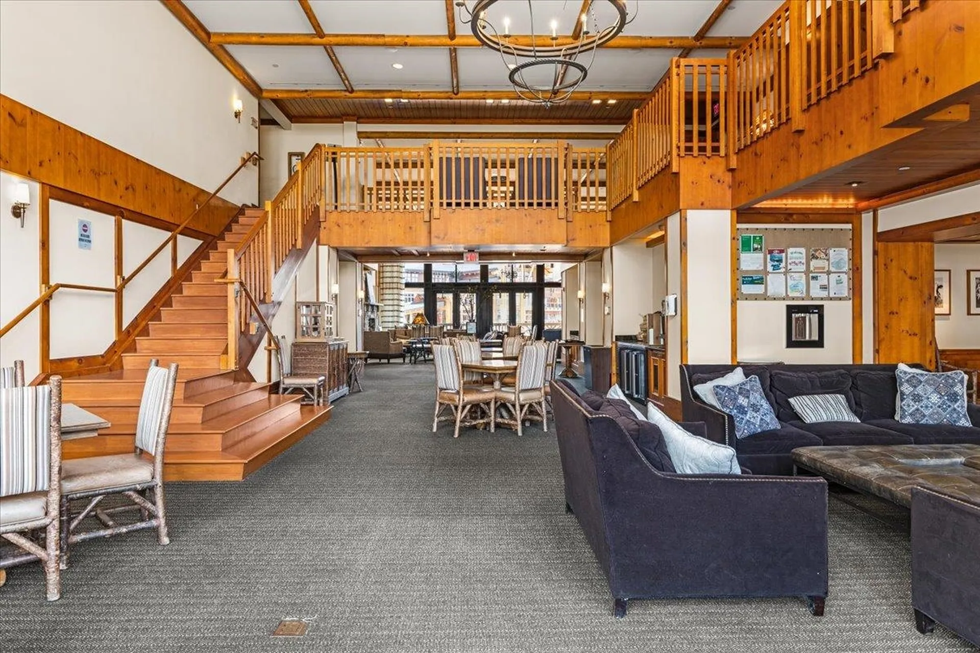 7412 Mountain Road Stowe VT 05672