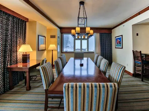 7412 Mountain Road Stowe VT 05672