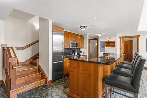 7412 Mountain Road Stowe VT 05672