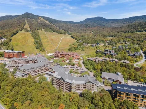 7412 Mountain Road Stowe VT 05672