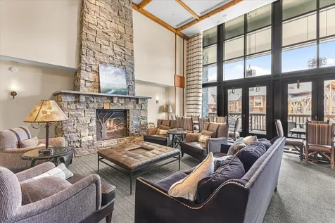 7412 Mountain Road Stowe VT 05672