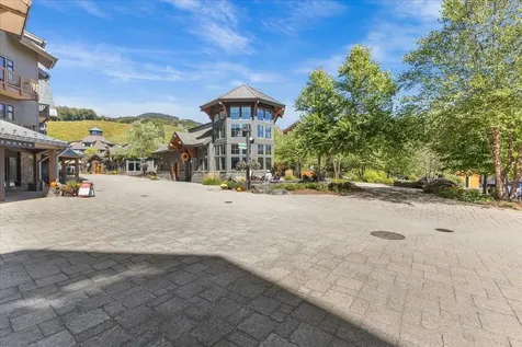 7412 Mountain Road Stowe VT 05672