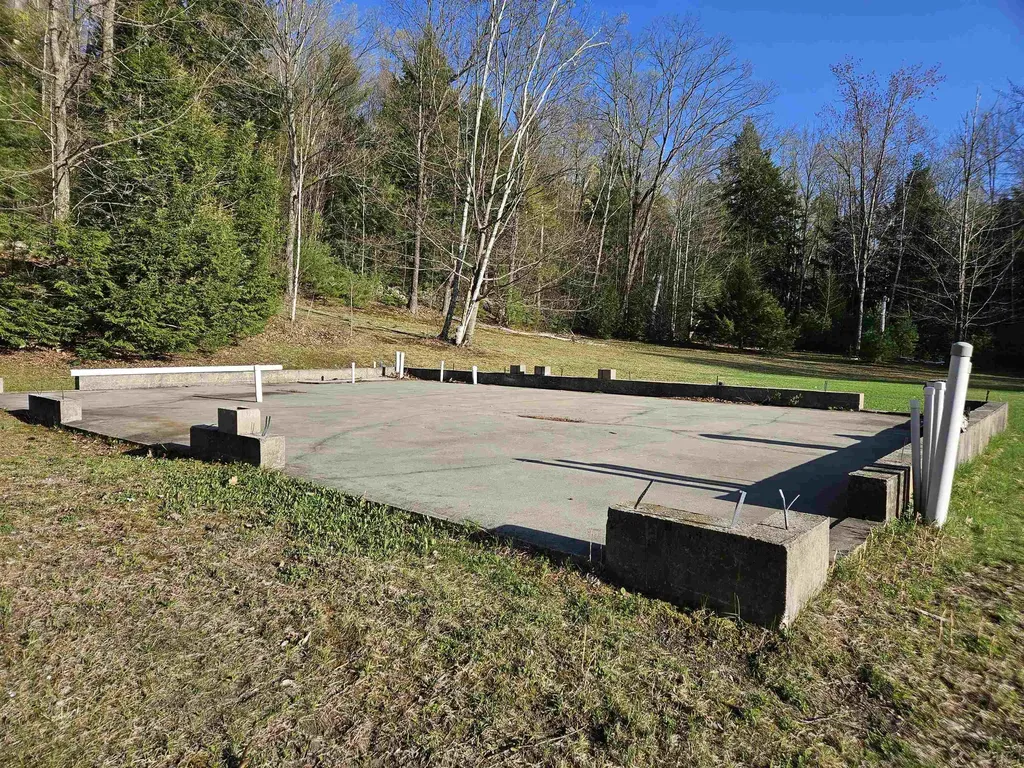 00 Hewitt Road Claremont NH 03743