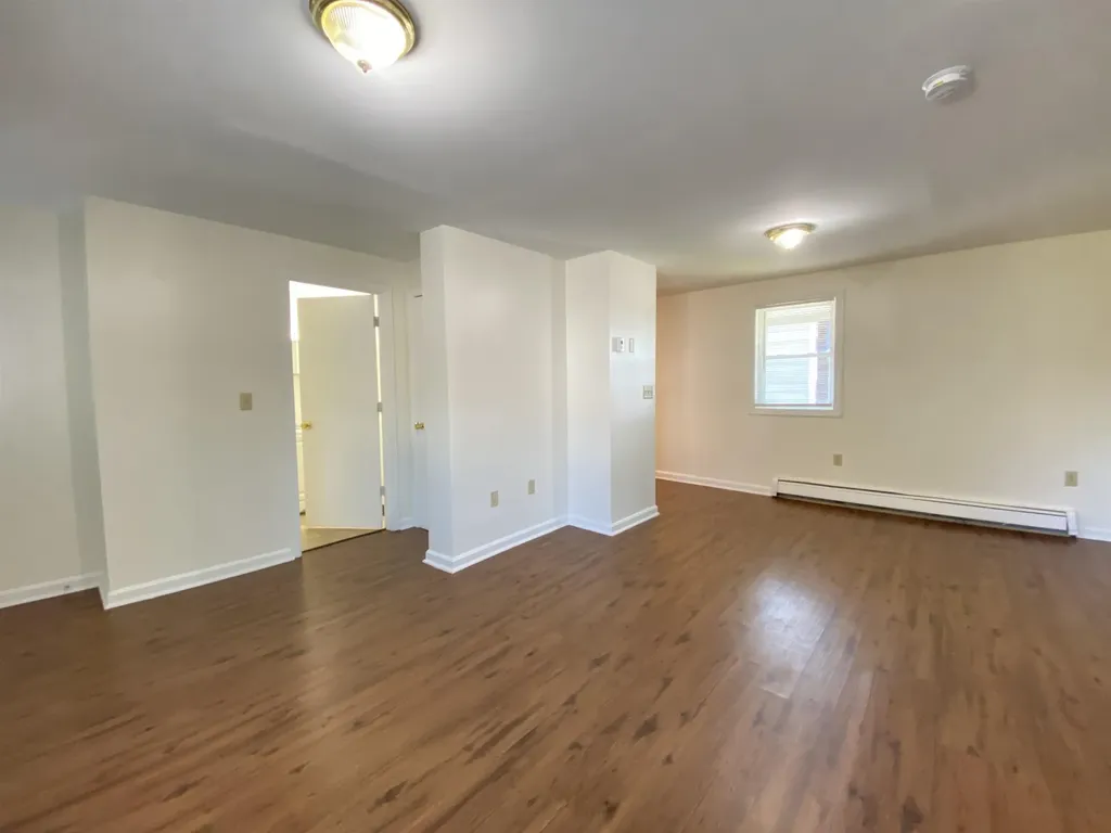 53 Walker Street Manchester NH 03102