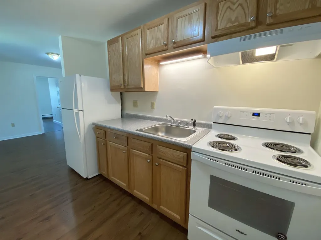 53 Walker Street Manchester NH 03102