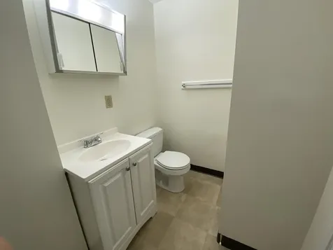 53 Walker Street Manchester NH 03102