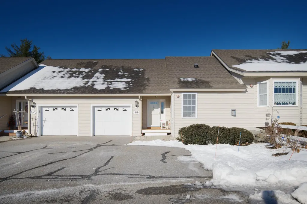 91-6 Hall Road Fremont NH 03044