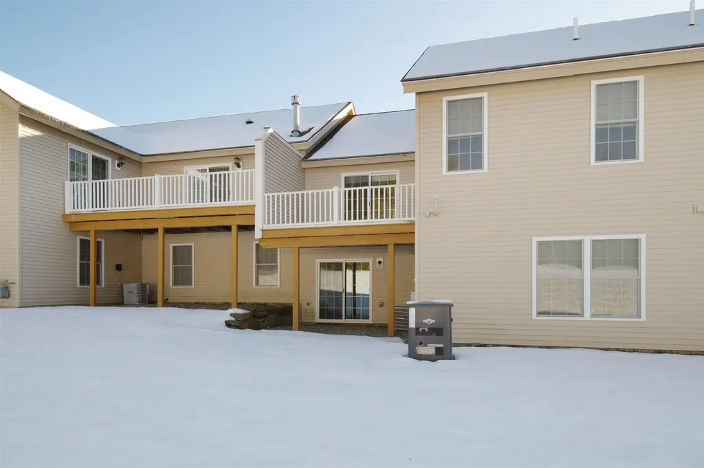 91-6 Hall Road Fremont NH 03044