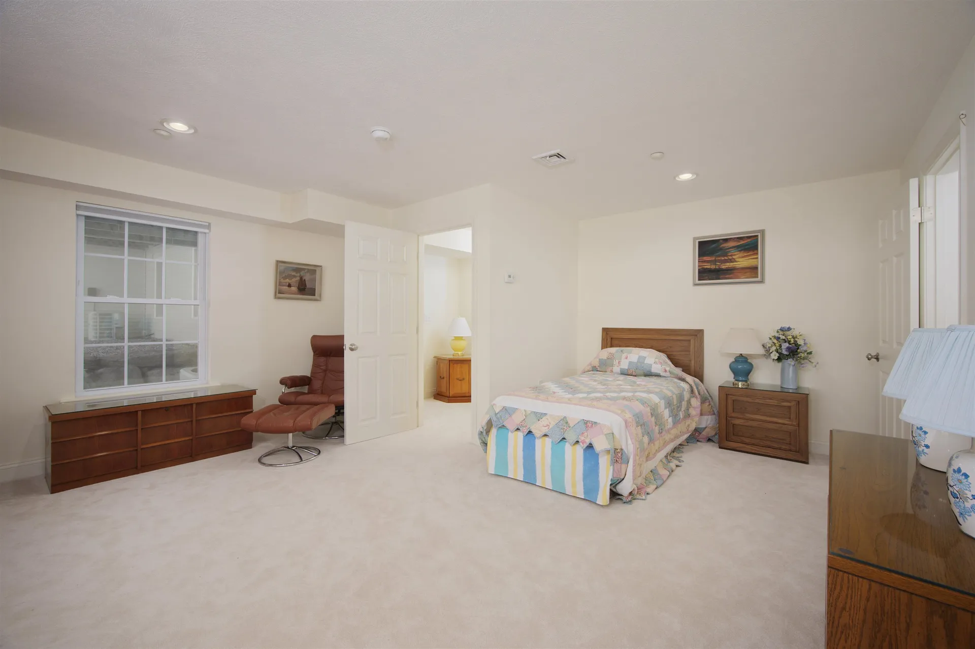 91-6 Hall Road Fremont NH 03044