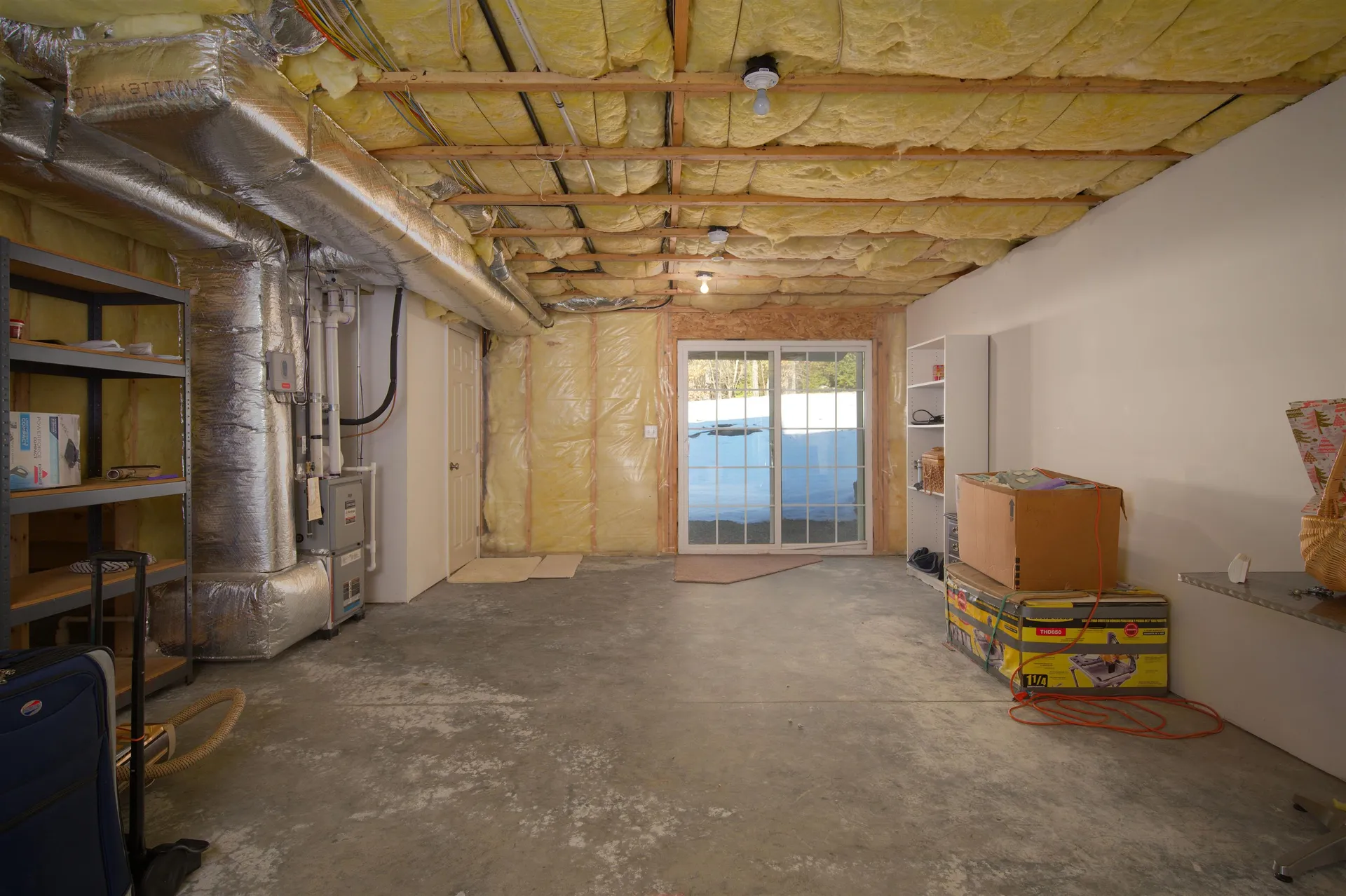 91-6 Hall Road Fremont NH 03044