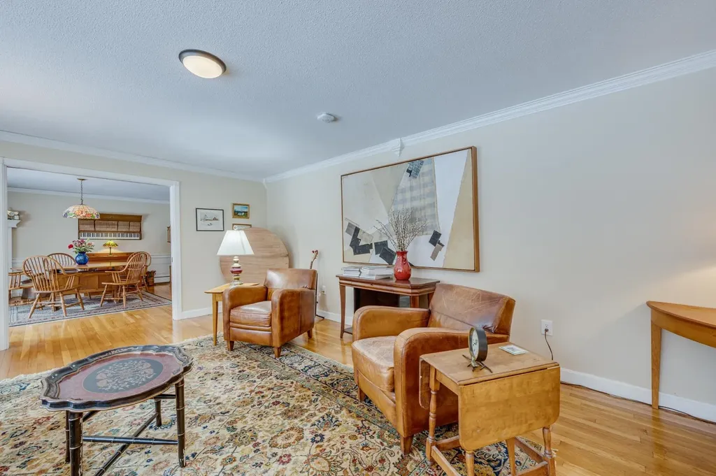 53 Elkins Road New London NH 03257