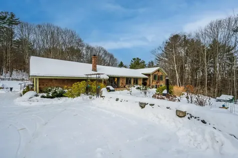 53 Elkins Road New London NH 03257