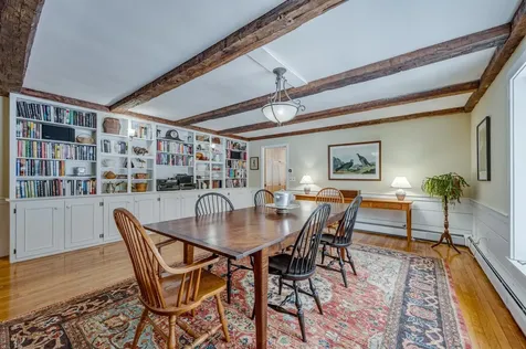 53 Elkins Road New London NH 03257