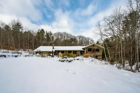 53 Elkins Road New London NH 03257