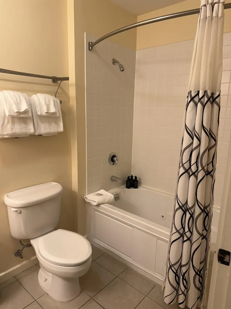 318/320 Qtr. I Jackson Gore Inn Ludlow VT 05149