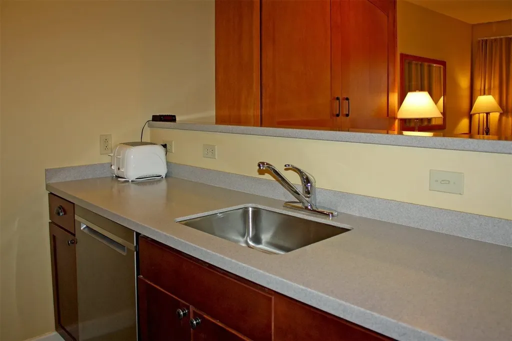 318/320 Qtr. I Jackson Gore Inn Ludlow VT 05149