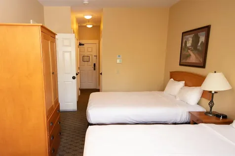 318/320 Qtr. I Jackson Gore Inn Ludlow VT 05149