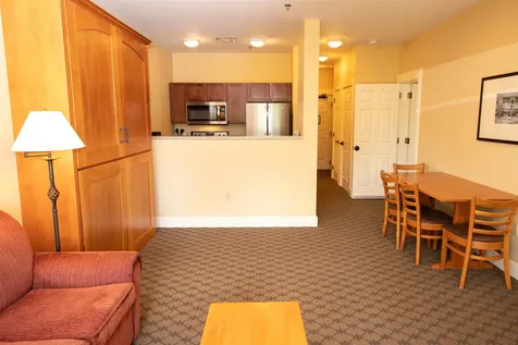 318/320 Qtr. I Jackson Gore Inn Ludlow VT 05149