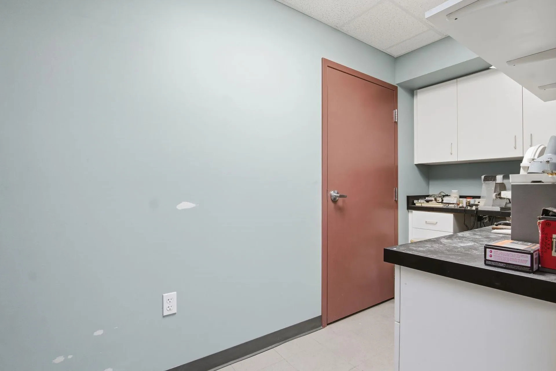 3-H Taggart Drive Nashua NH 03060