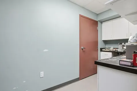 3-H Taggart Drive Nashua NH 03060