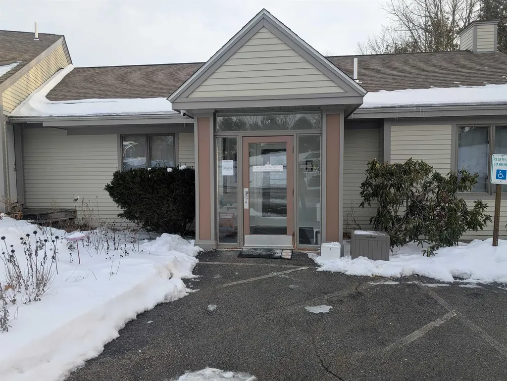 165 Rochester Hill Road Rochester NH 03867