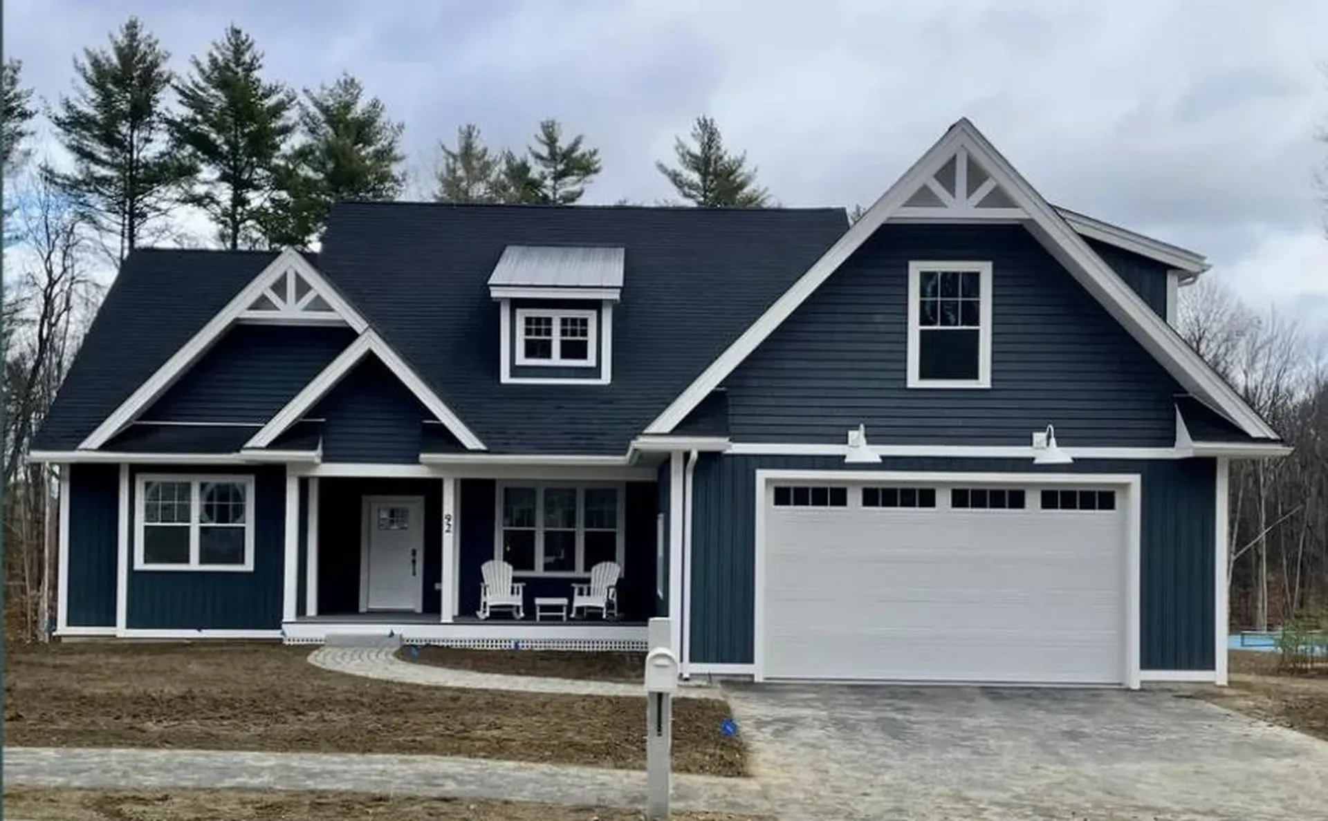 68 Lady Walsingham Way Laconia NH 03246