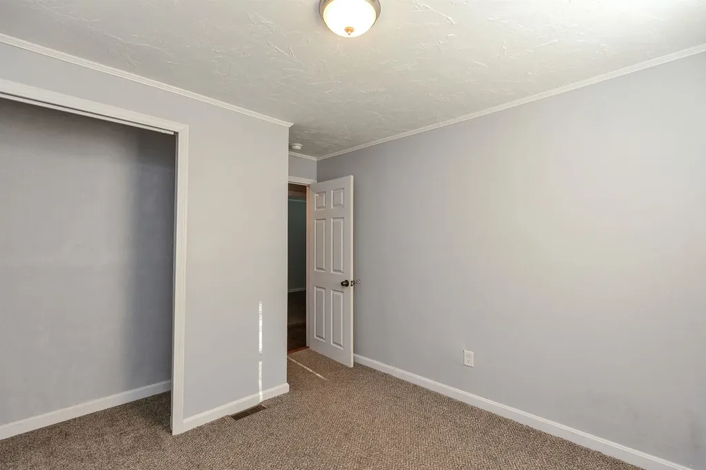 127 Holbrook Avenue Swanzey NH 03446